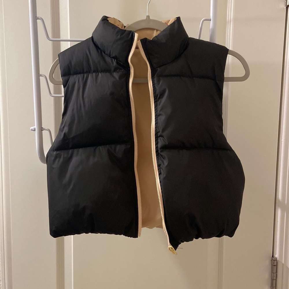 SHEIN cropped puffer vest Black NWOT